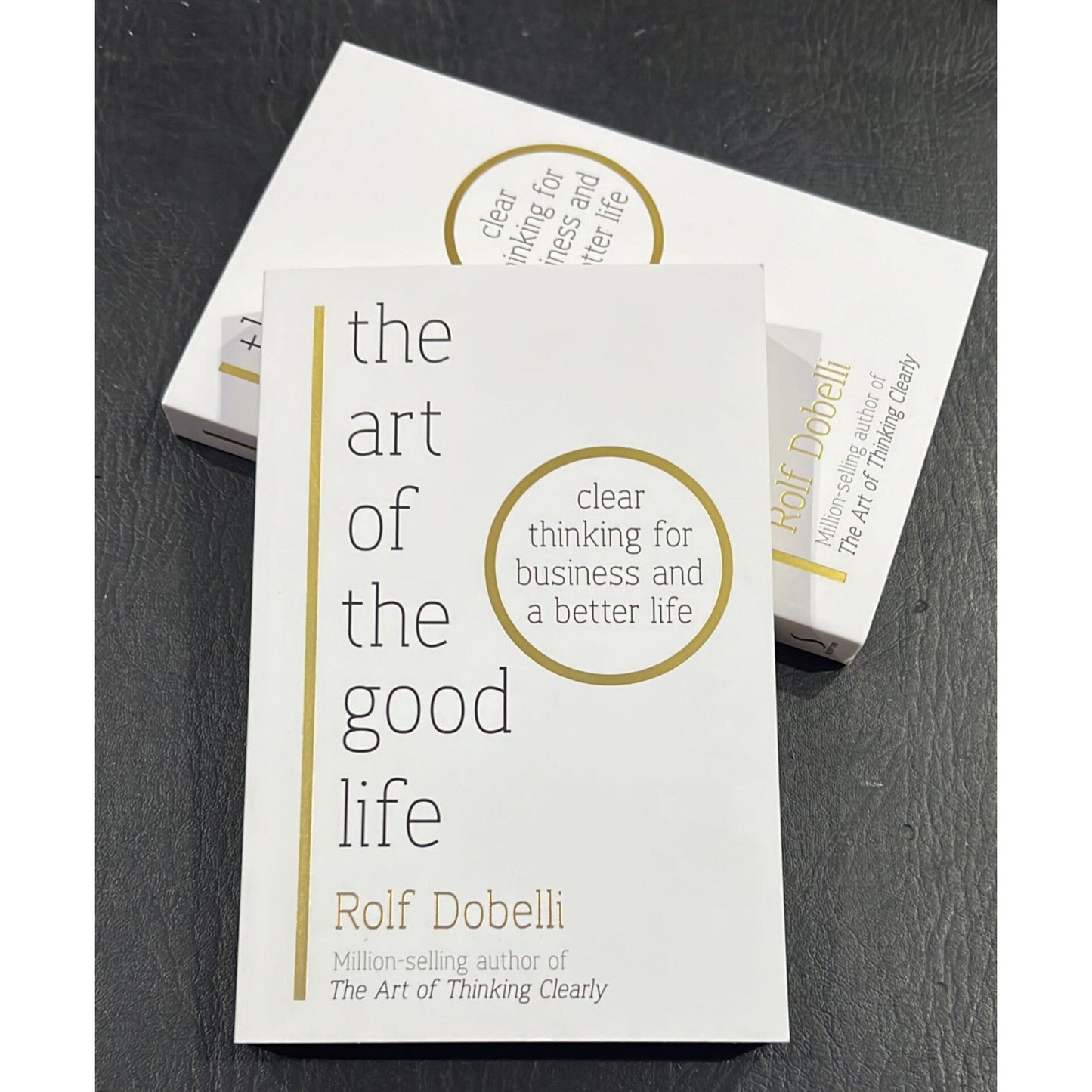 The Art of the Good Life
Rolf Dobelli